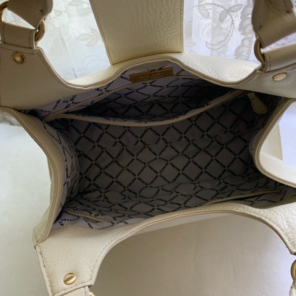 Brand New Badgley Mischa Bugatti Satchel. NWT - Picture 5 of 6